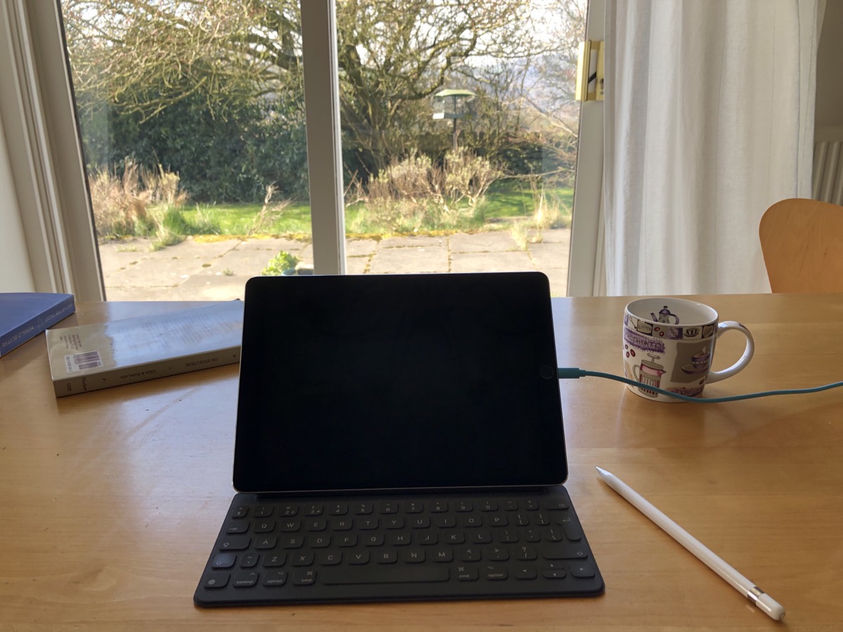 The temporary office.